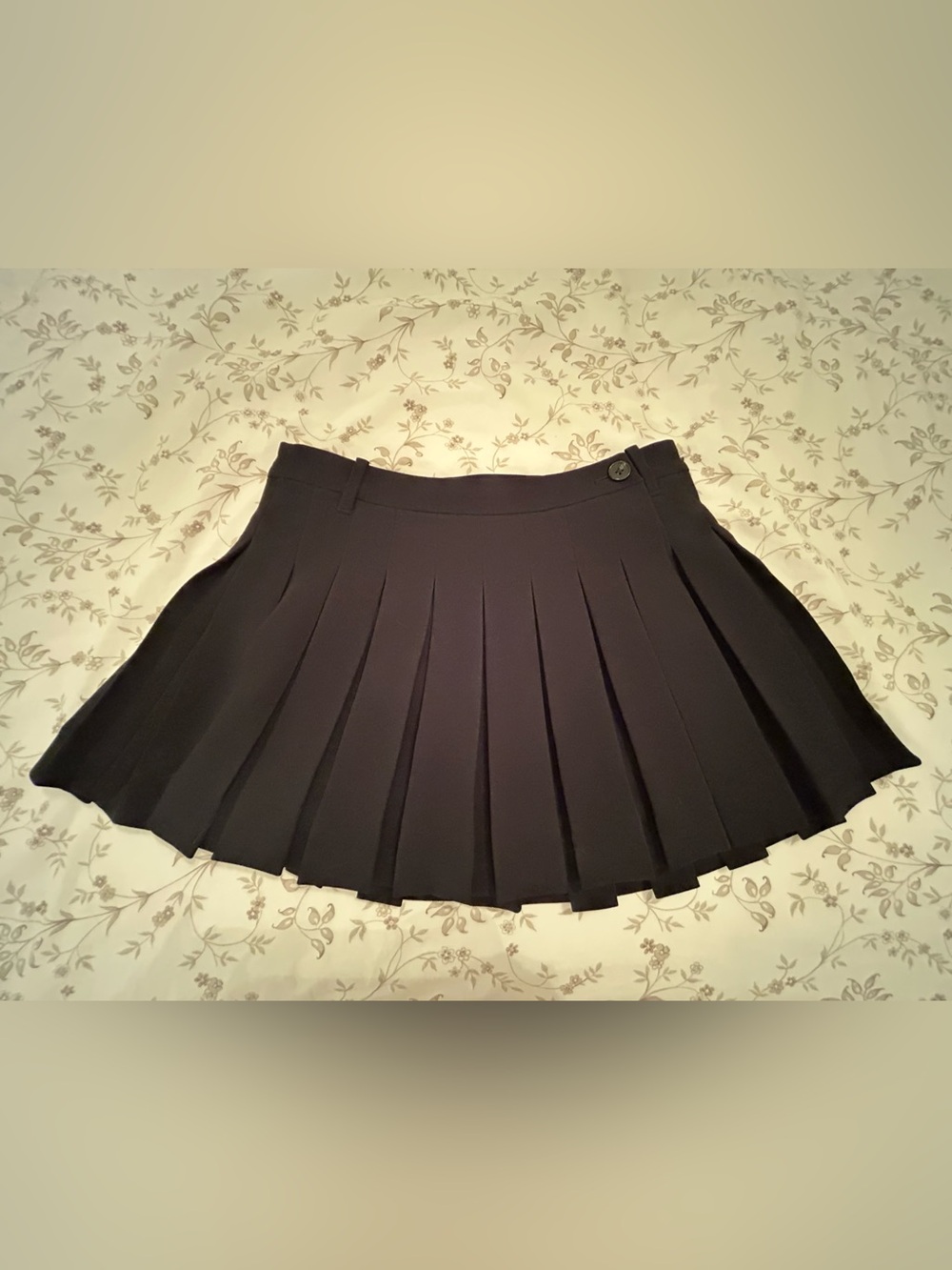Aritzia Pleated Mini (Sima) Skort